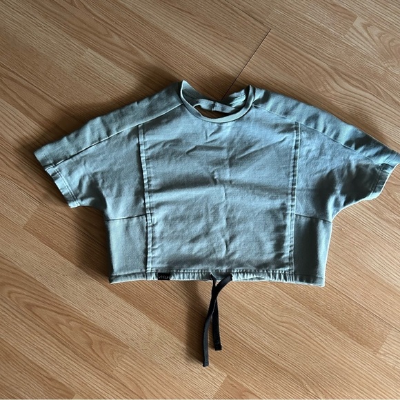 TLF Take Life Further Oversized Cropped Athletic Top XS - Picture 1 of 7